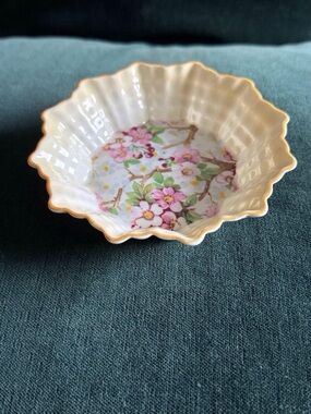 Vintage Shelley Dainty Maytime Scalloped Trinket Dish - Chintz